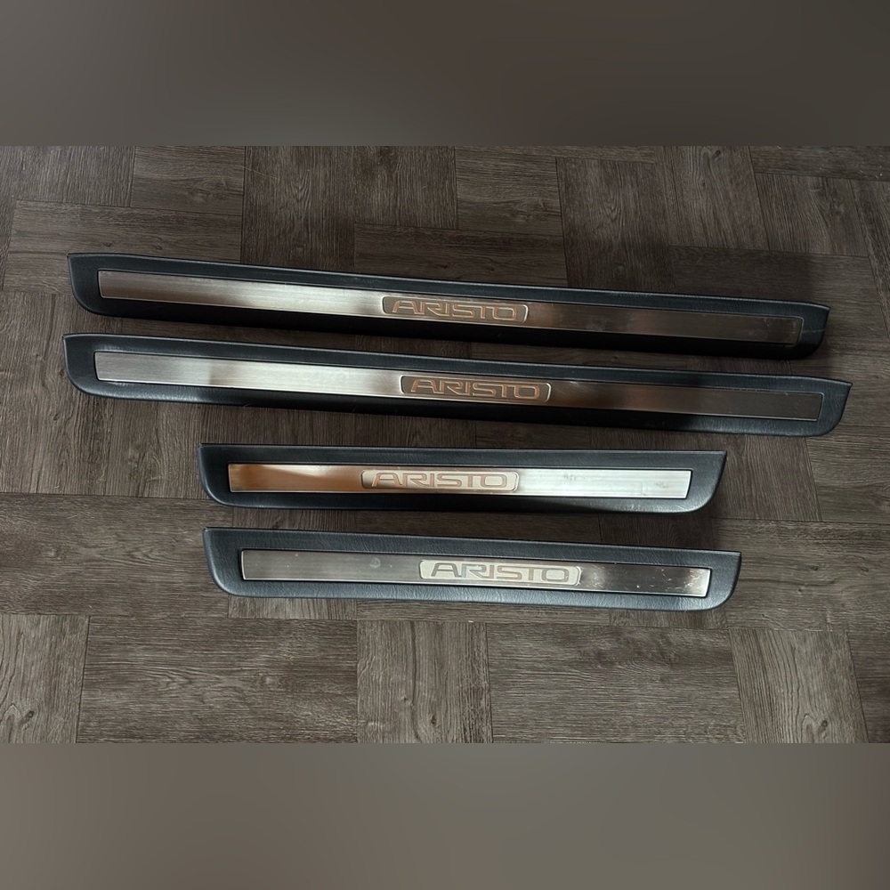Toyota Aristo Sills Scuff Kick Plate